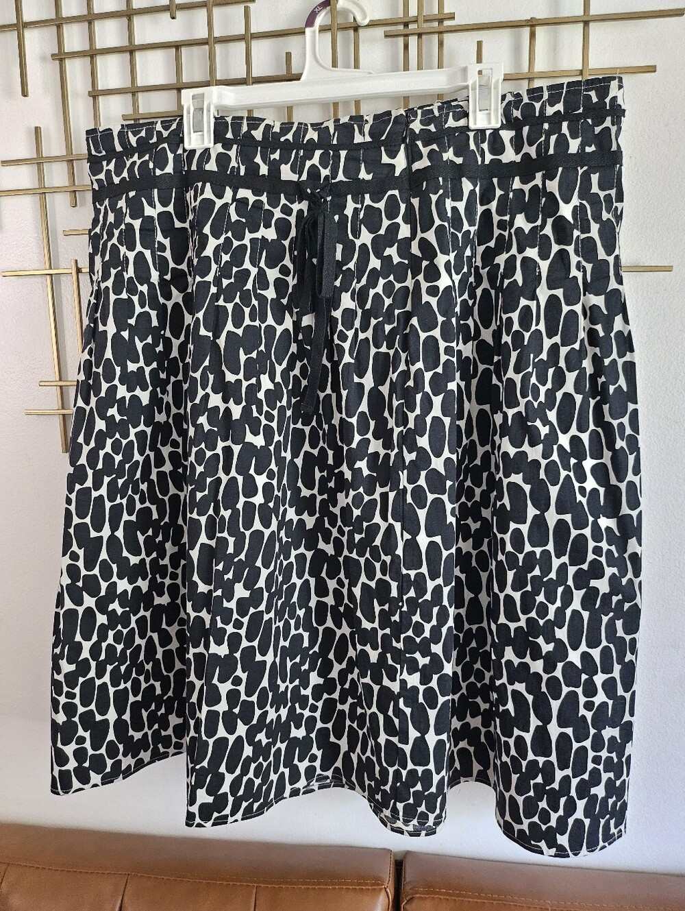 16W- Ashley Stewart- Black and White Animal Print A-Line Skirt